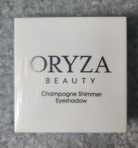 NWT! ORYZA BEAUTY EYESHADOW PALETTE